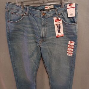 Wrangler Men's Blue Jeans 38x32 NWT
